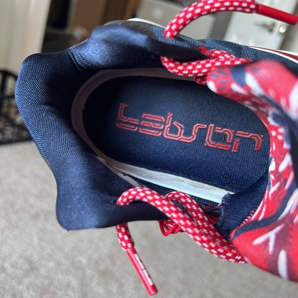 I never wear them - Picture 4 of 5